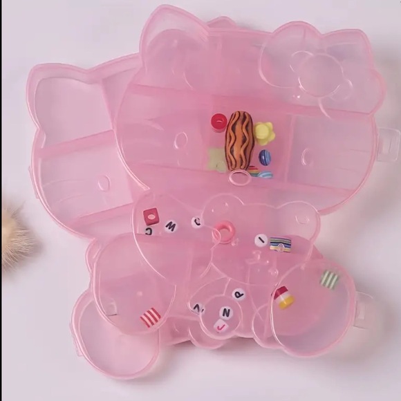 ‼️$7‼️ Hello Kitty Plastic Jewelry Charms Storage Box Case Pink - Picture 7 of 11